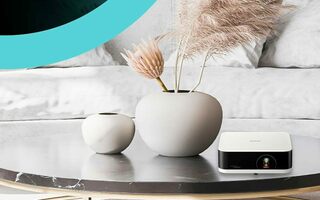 Epson LifeStudio EF-61G/61W/61R Smart LED TV